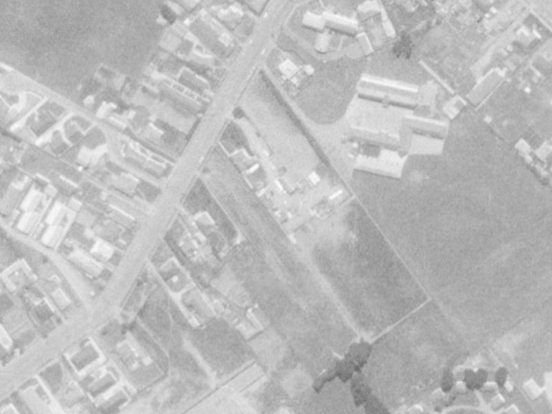 30 Takaro Avenue from the air, 1975-1979