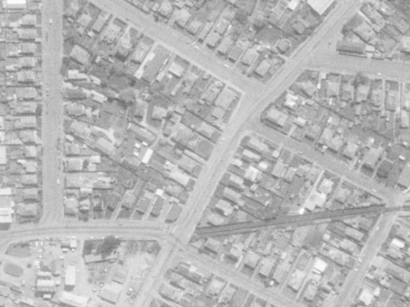 143 Olliviers Road from the air, 1975-1979