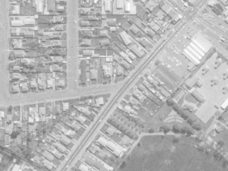 195 Aldwins Road from the air, 1975-1979