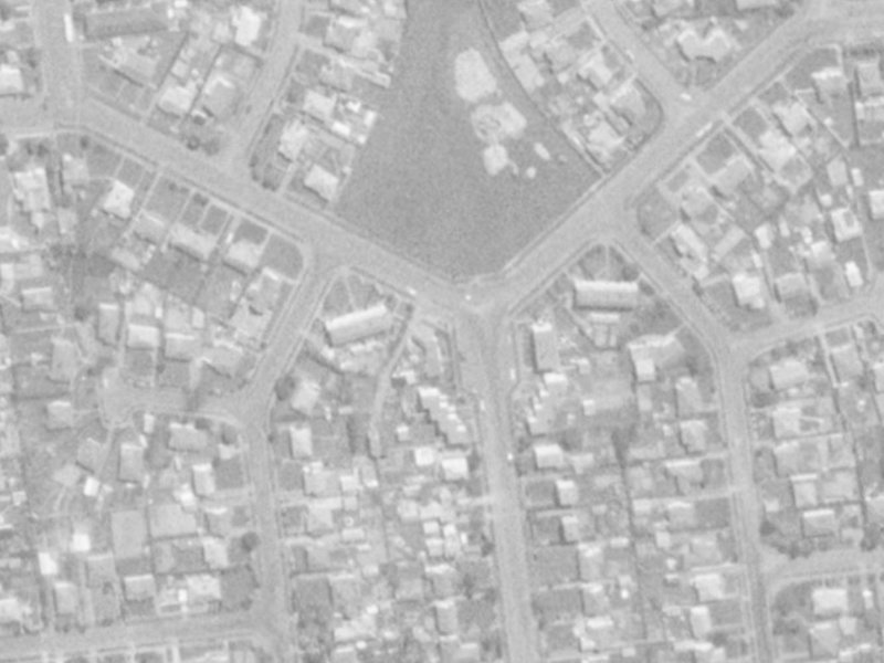 137 Peverel Street from the air, 1975-1979