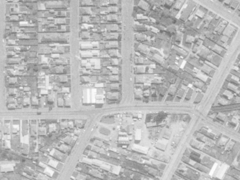 5 England Street from the air, 1975-1979