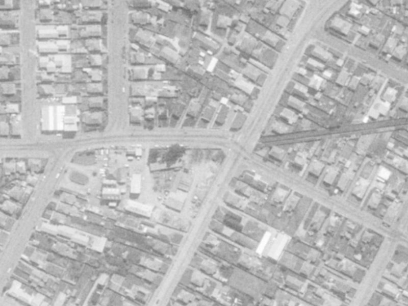 522 Tuam Street from the air, 1975-1979