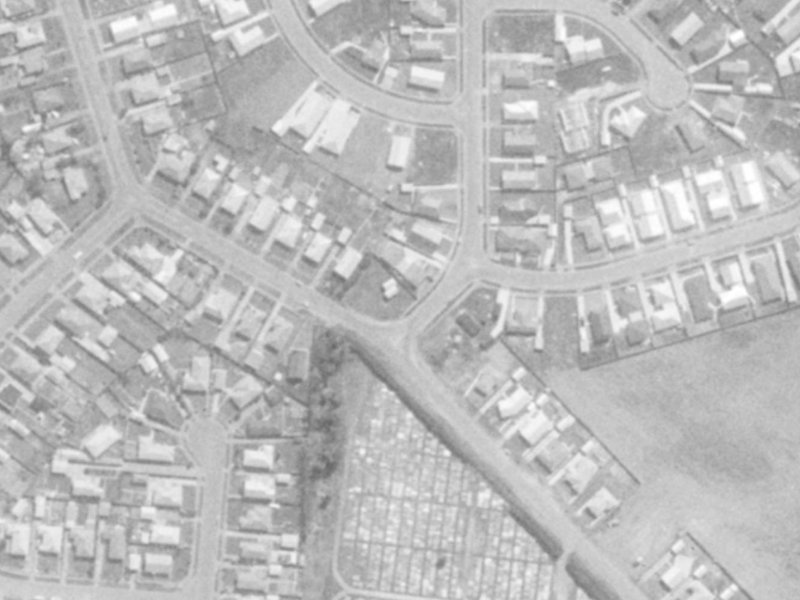 15 Keighleys Road from the air, 1975-1979