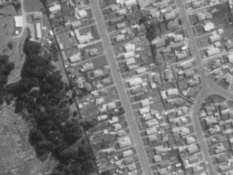 360 Estuary Road from the air, 1975-1979