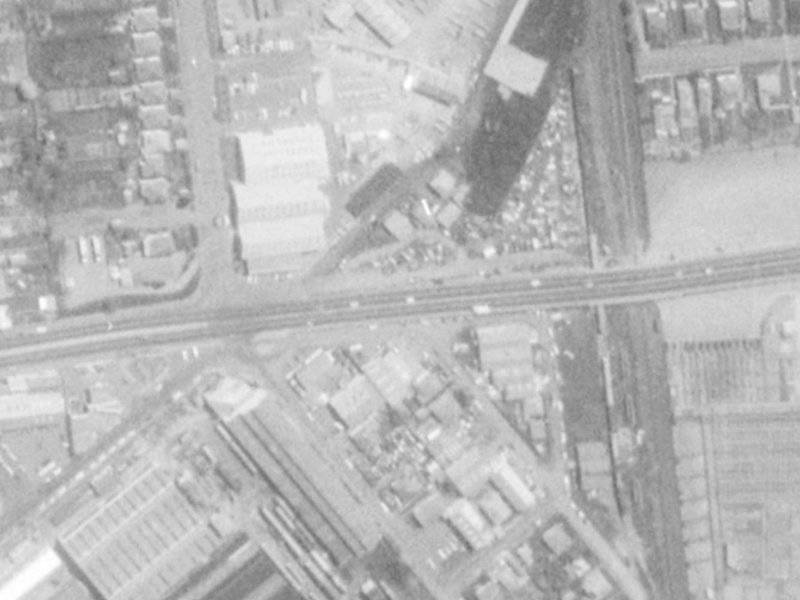 27 Tyne Street from the air, 1975-1979
