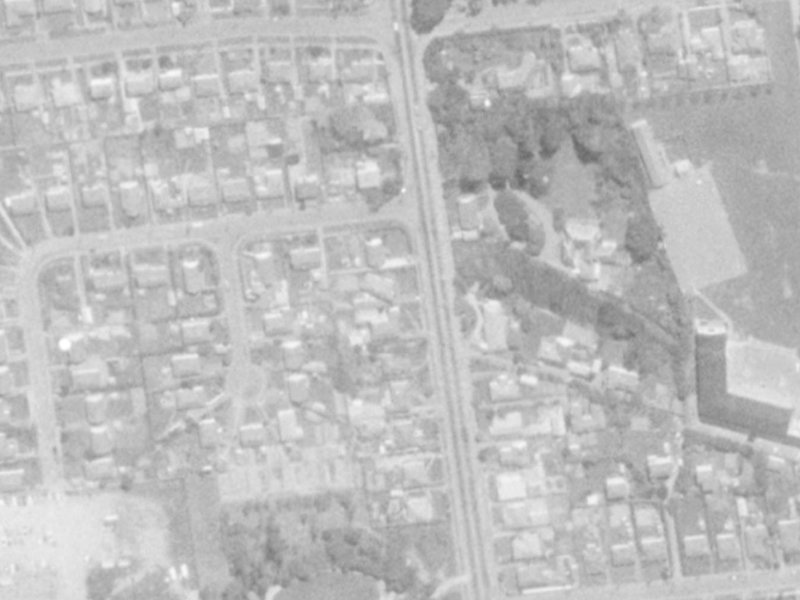 60 Hansons Lane from the air, 1975-1979