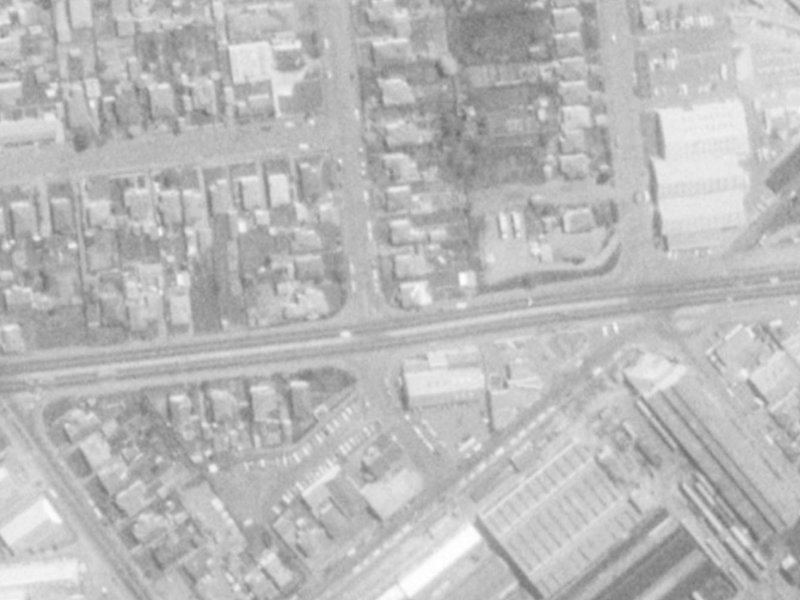 14 Picton Avenue from the air, 1975-1979