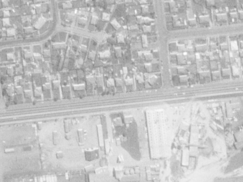 194 Slip from the air, 1975-1979