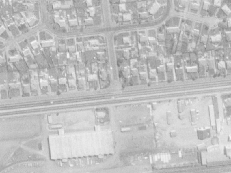 220 Slip from the air, 1975-1979