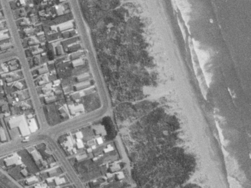 21A Caspian Street from the air, 1975-1979