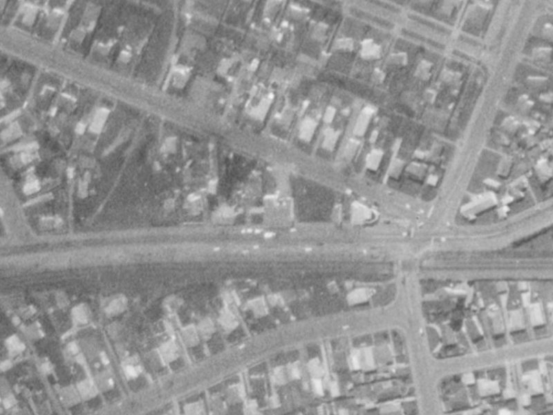 310D Waterloo Road from the air, 1975-1979