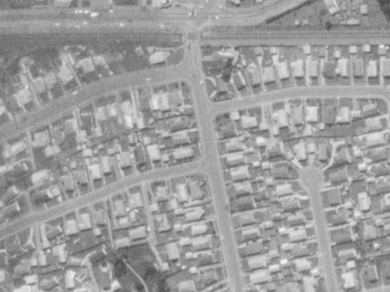 27 Parker Street from the air, 1975-1979