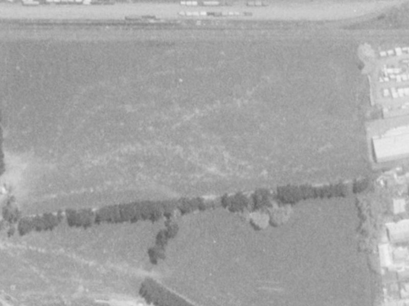 11 Print Place from the air, 1975-1979