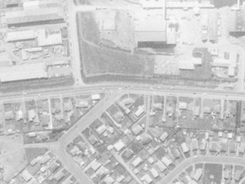 1 Neill Street from the air, 1975-1979