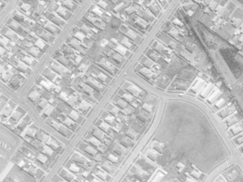 82 Hargood Street from the air, 1975-1979