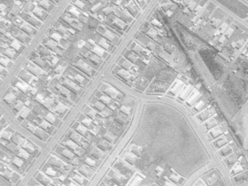 63 Clydesdale Street from the air, 1975-1979