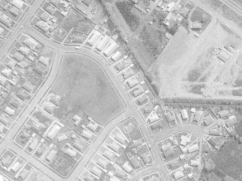 40 Clydesdale Street from the air, 1975-1979