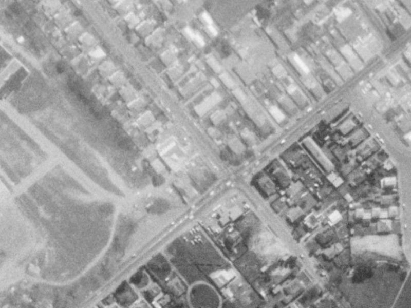 9 Whiteleigh Avenue from the air, 1975-1979
