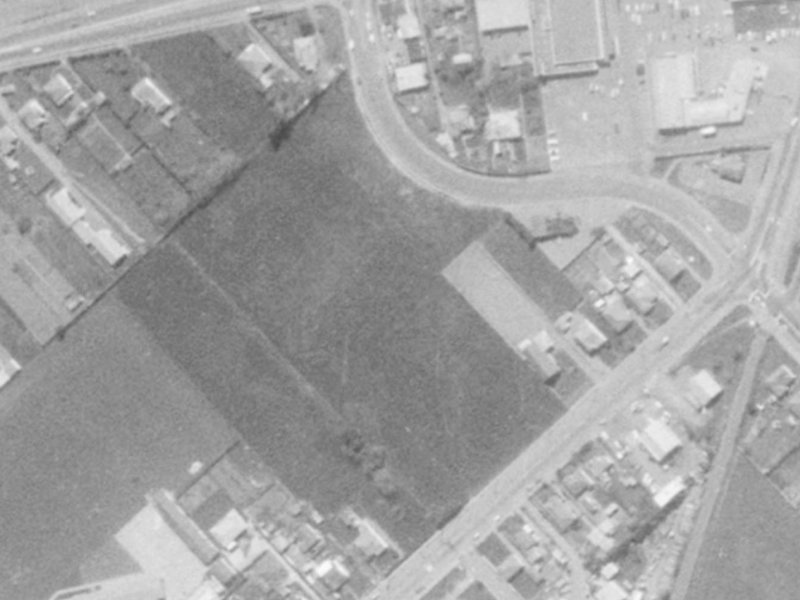 10 Goulding Avenue from the air, 1975-1979