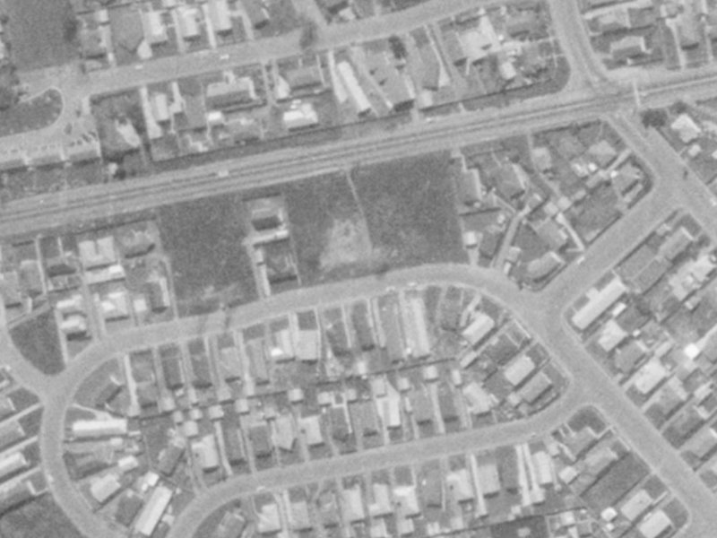 74 Denise Crescent from the air, 1975-1979