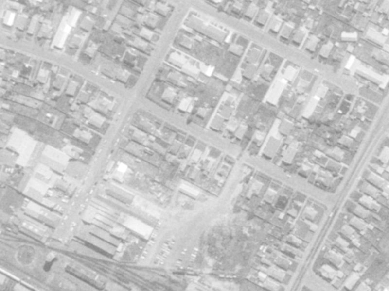 42 Laurence Street from the air, 1975-1979