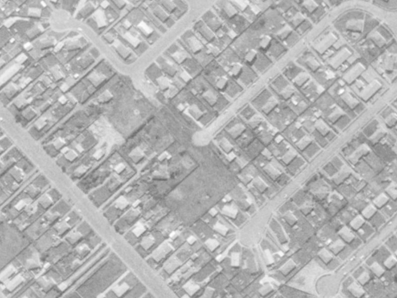 1D Dickson Crescent from the air, 1975-1979