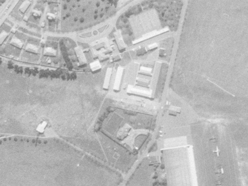 6 Iroquois Place from the air, 1975-1979