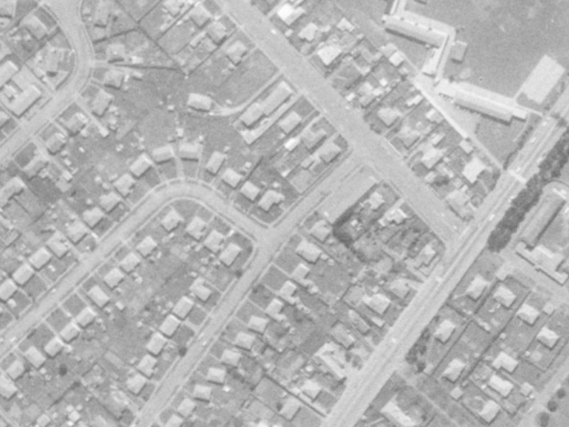 2 De Havilland Street from the air, 1975-1979