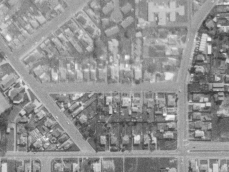 Macaulay Street from the air, 1975-1979