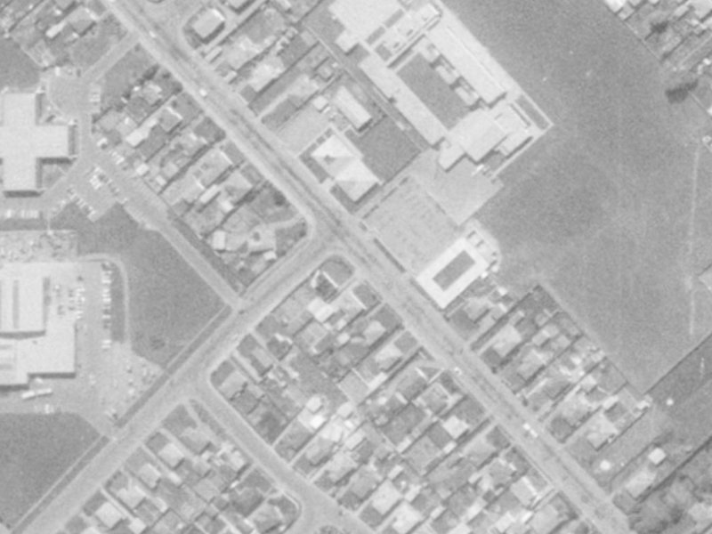 42 Amyes Road from the air, 1975-1979