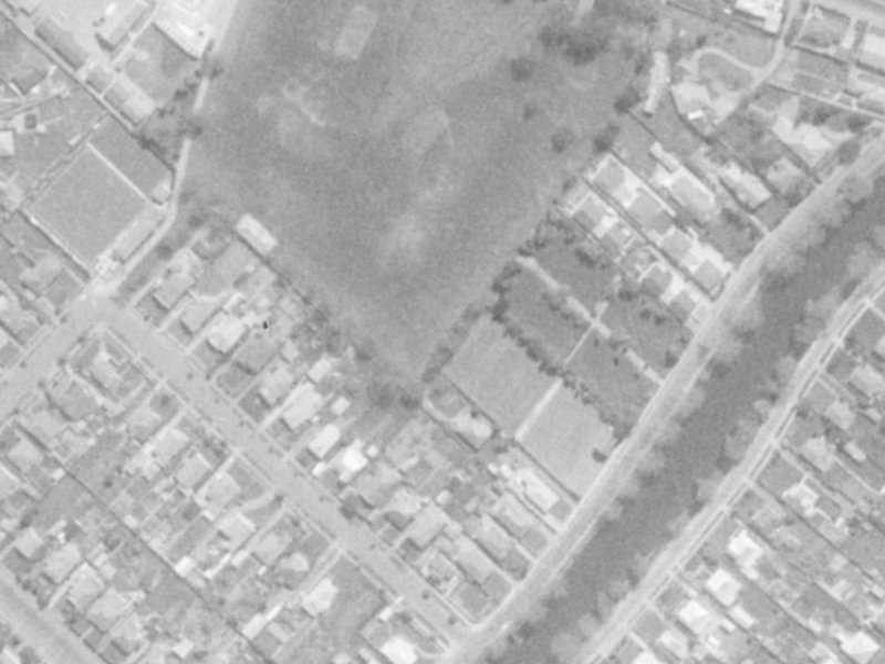 39A Silvester Street from the air, 1975-1979