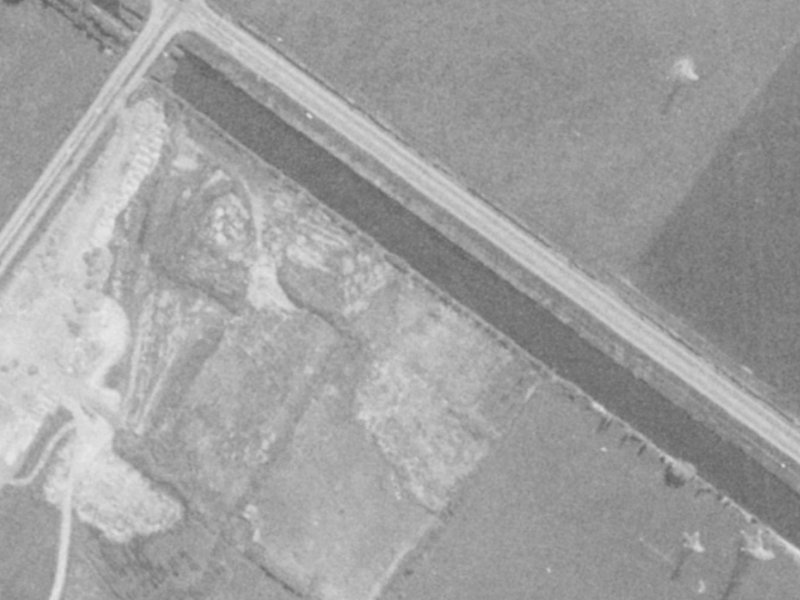 14 Kestrel Place from the air, 1975-1979