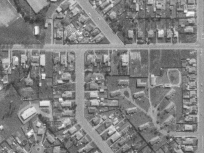 26 Rowallan Lane from the air, 1975-1979