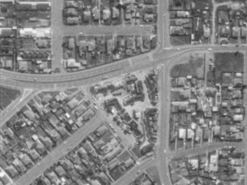 208D 208D from the air, 1975-1979