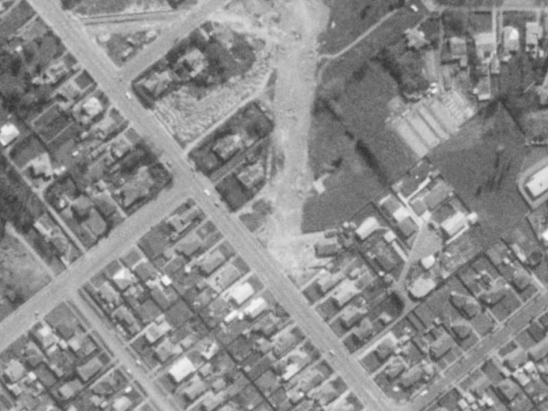 58 Jerrold Street South from the air, 1975-1979