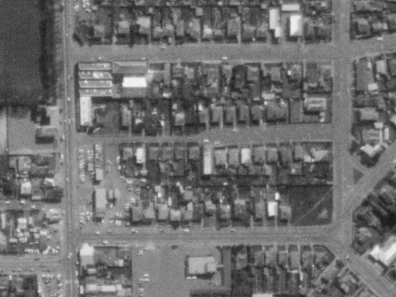 26 Walton Street from the air, 1975-1979