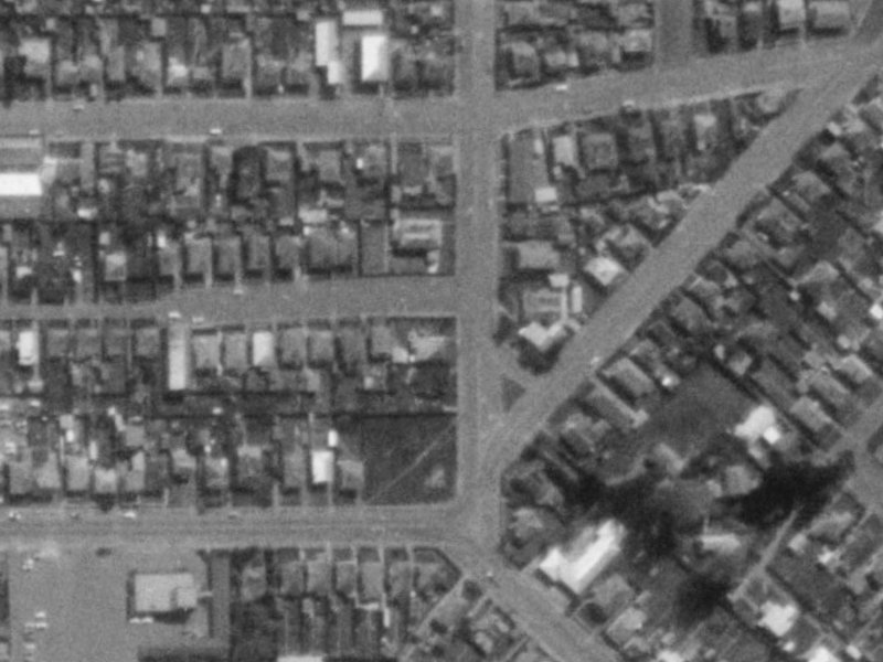 11 Cadogan Street from the air, 1975-1979