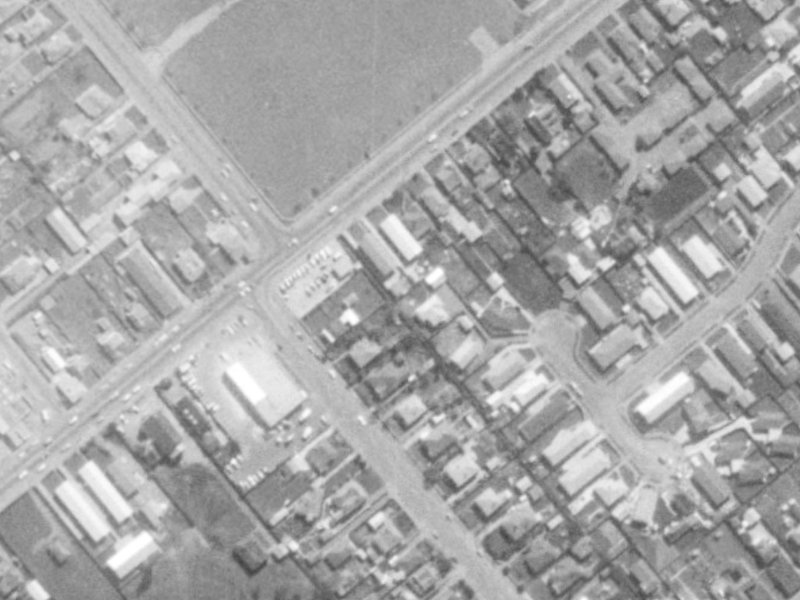 32 Blakehall Place from the air, 1975-1979