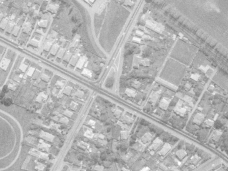 32 Ensors Road from the air, 1975-1979