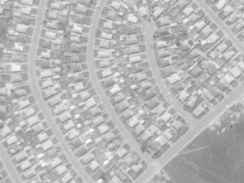 Dunstan Crescent from the air, 1975-1979