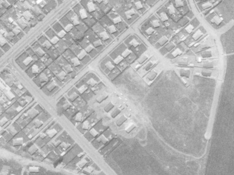 1E De Lange Street from the air, 1975-1979