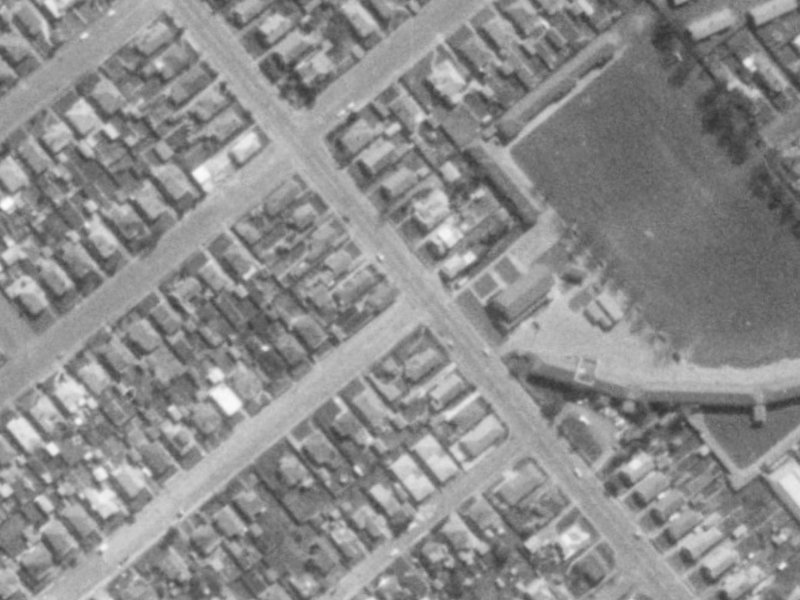 227 Selwyn Street from the air, 1975-1979