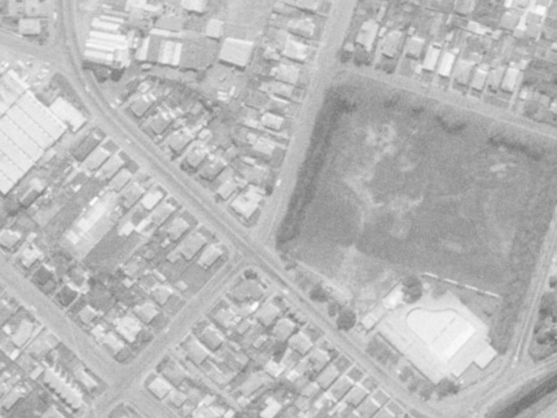 44 Waltham Road from the air, 1975-1979
