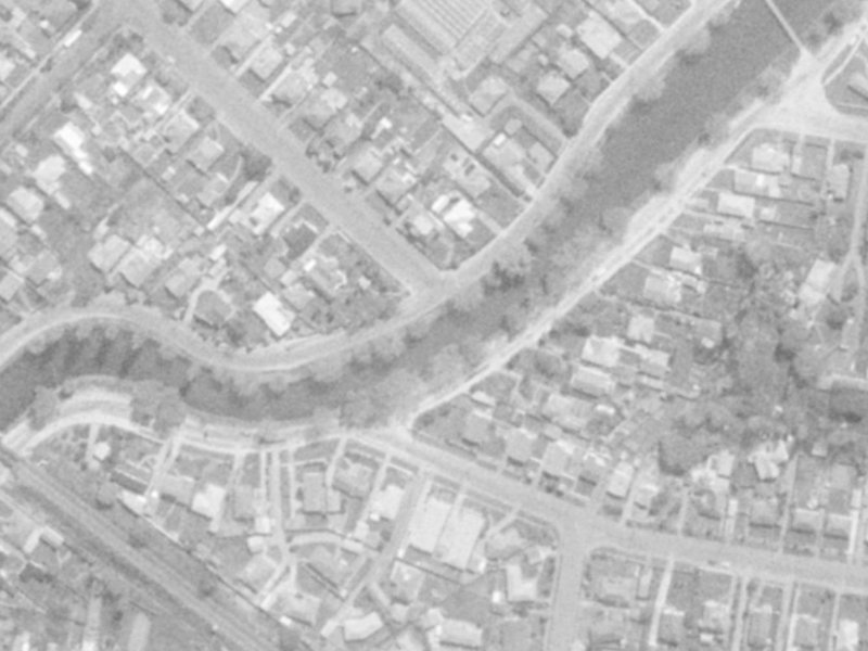 138-140 Richardson Terrace from the air, 1975-1979