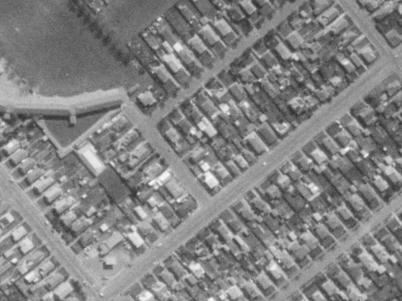 10 Dominion Avenue from the air, 1975-1979