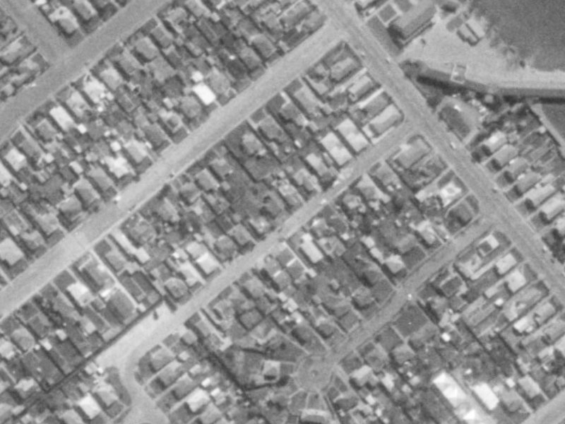 16 Cheviot Street from the air, 1975-1979