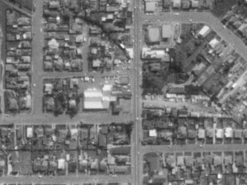 221 Colombo Street from the air, 1975-1979