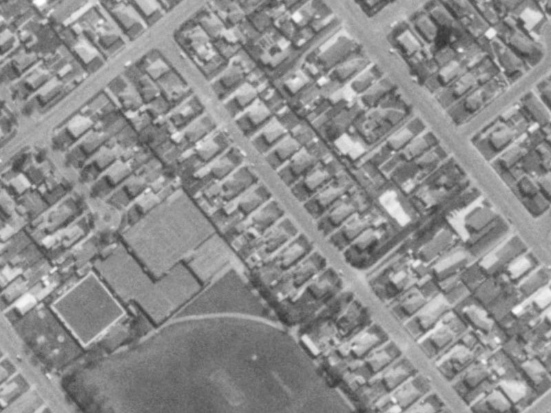 39 Sugden Street from the air, 1975-1979