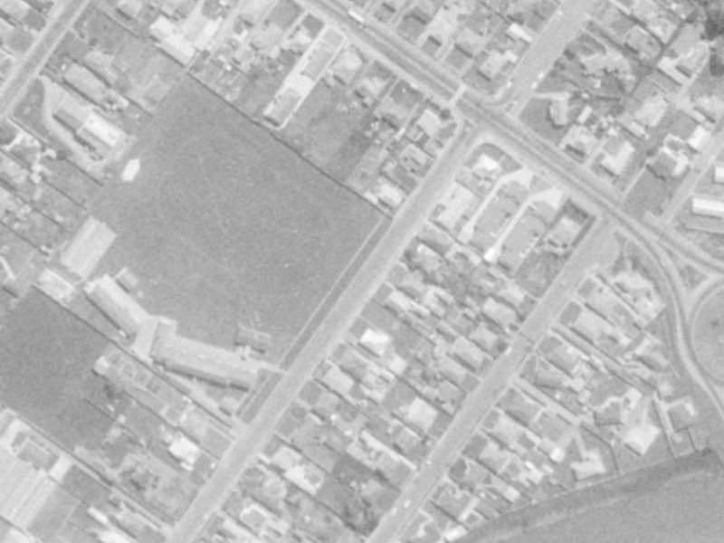 4-6 Gould Crescent from the air, 1975-1979