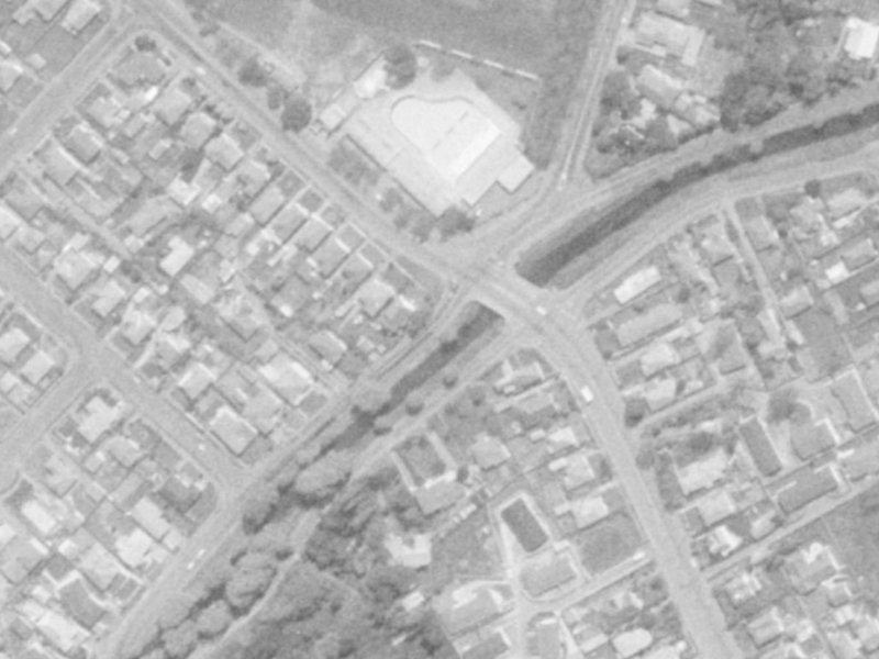 341–363 Eastern Terrace from the air, 1975-1979